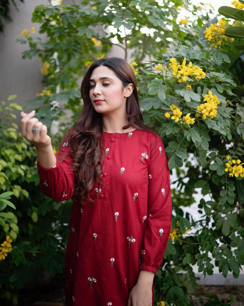 Wearing : Hania Amir , Dure Fishan And Many More Super Stars ✨