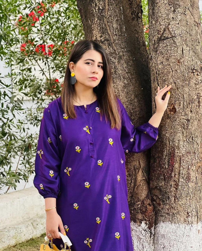 Wearing : Hania Amir , Dure Fishan And Many More Super Stars ✨